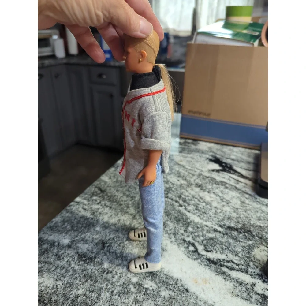 Vintage  1990s Hasbro 12